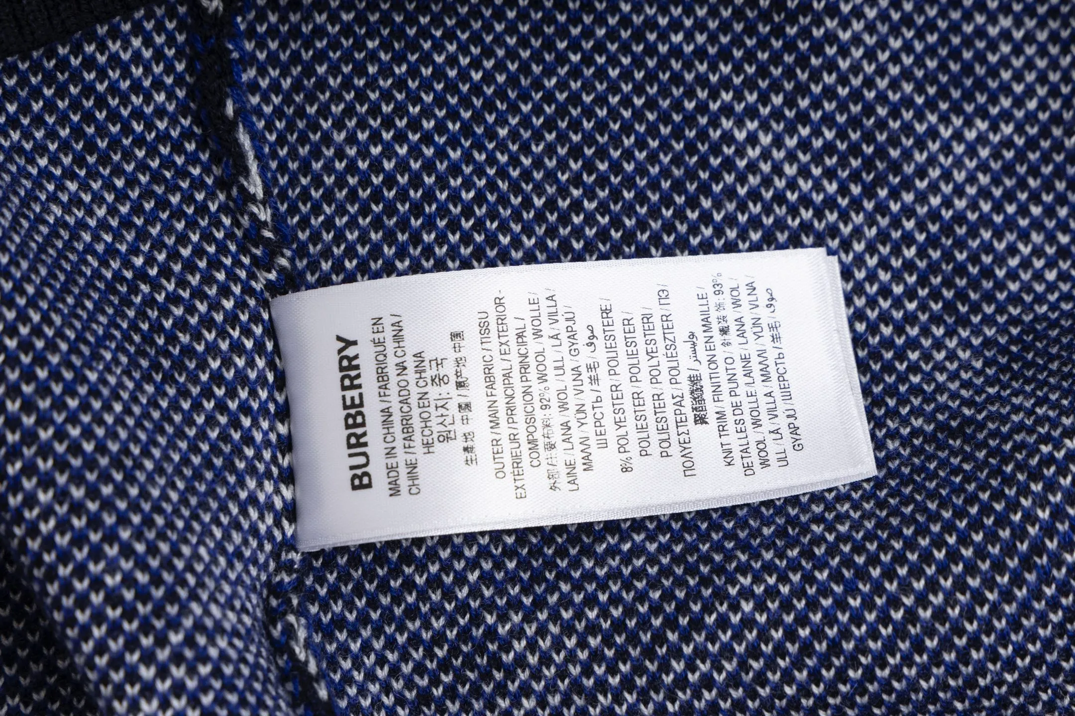 BBR V 49,900 ， ， 。Classic Burberry ， 。V ， 。 ， 。 ， 。 ， ， 。 ， BURBERRY Quality 。 ， 。 Size:S/M/L